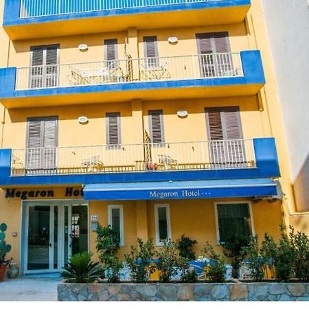 Megaron Hotel Pozzallo Kültér fotó