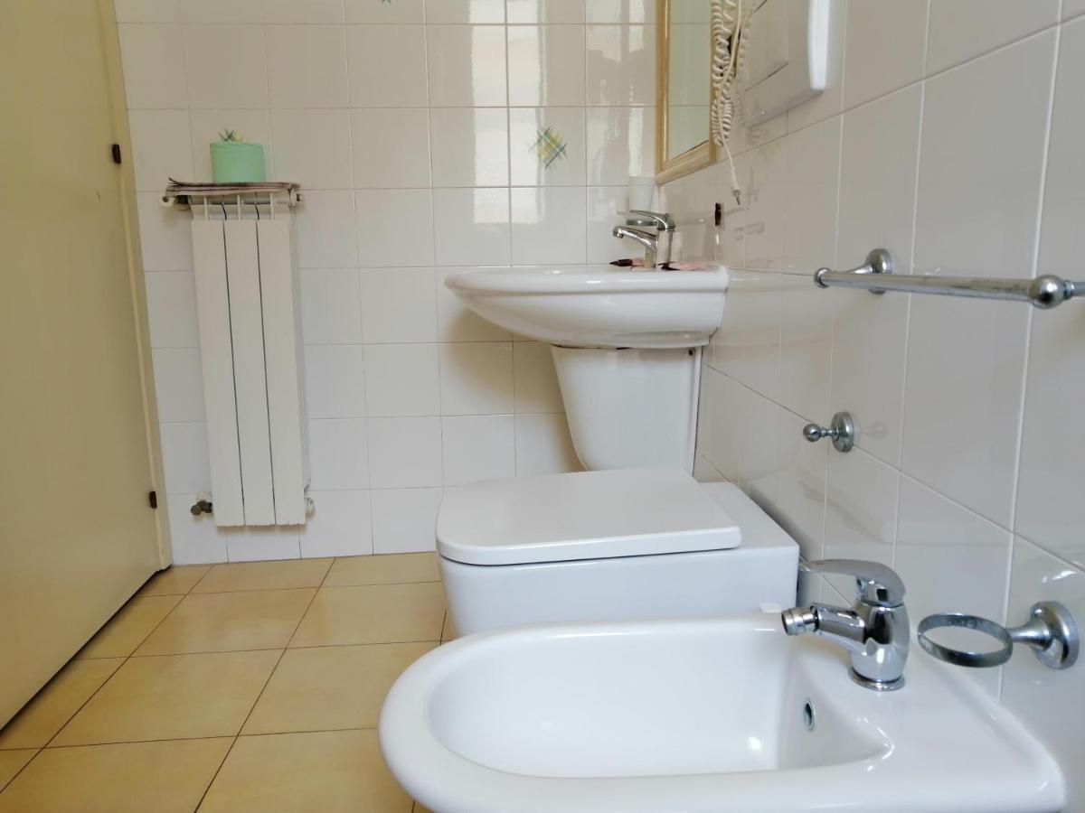 Megaron Hotel Pozzallo Kültér fotó