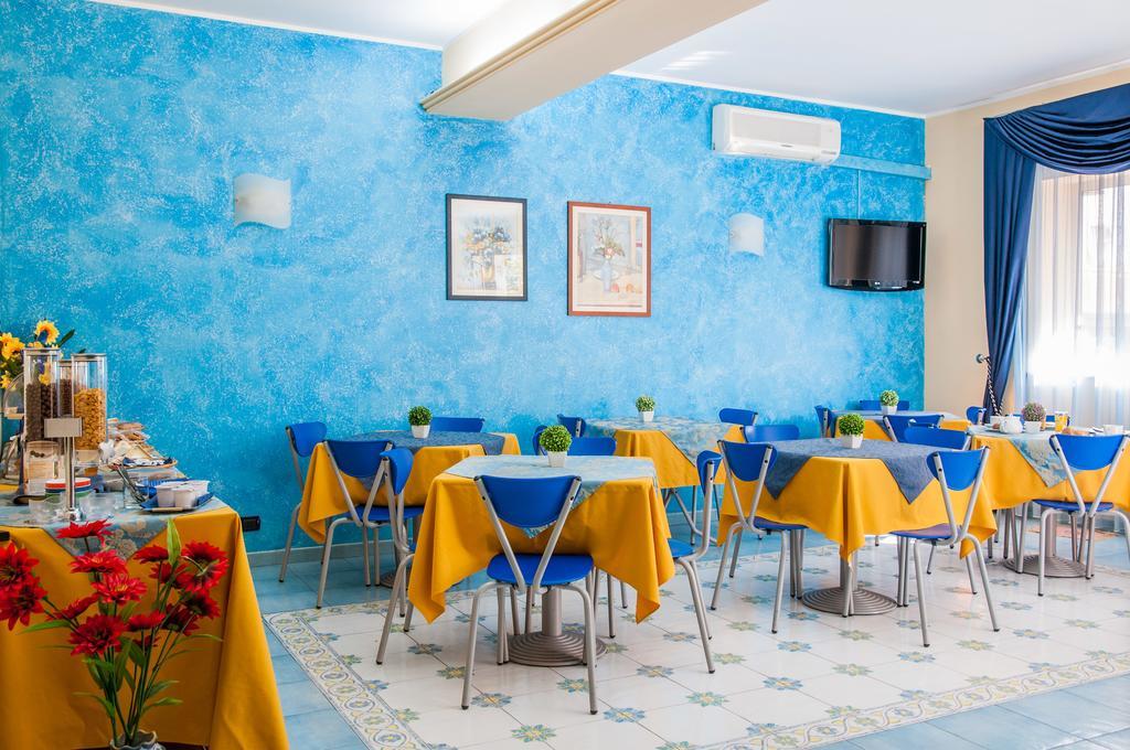 Megaron Hotel Pozzallo Kültér fotó