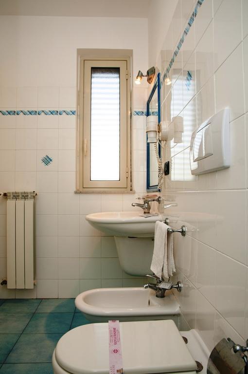 Megaron Hotel Pozzallo Kültér fotó