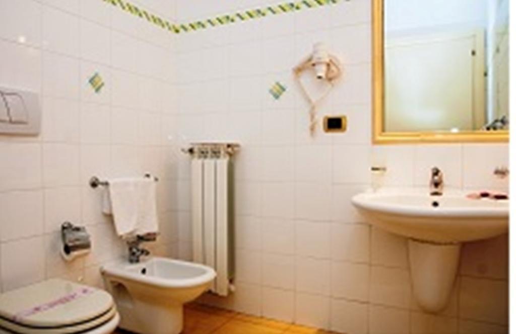 Megaron Hotel Pozzallo Kültér fotó